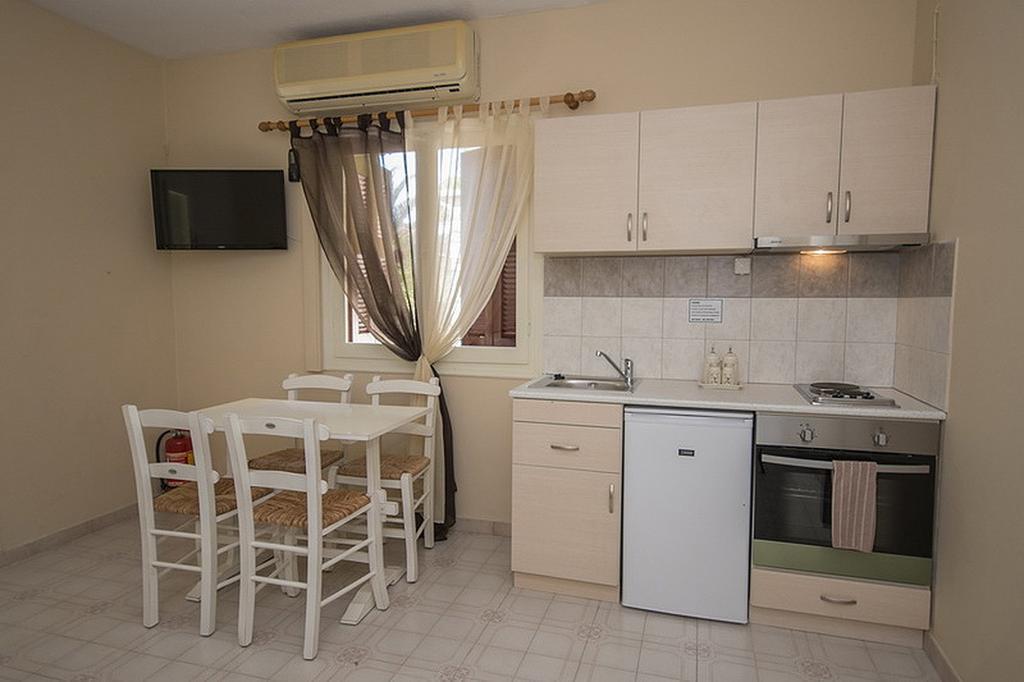 Paxos Santa Marina Villas Gáios Habitación foto