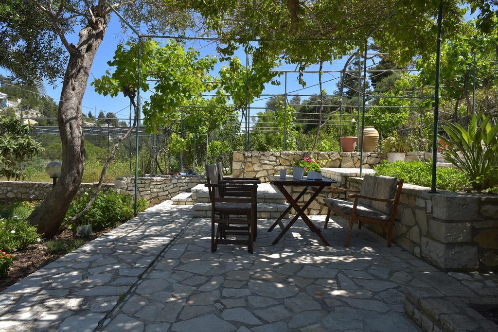 Paxos Santa Marina Villas Gáios Exterior foto