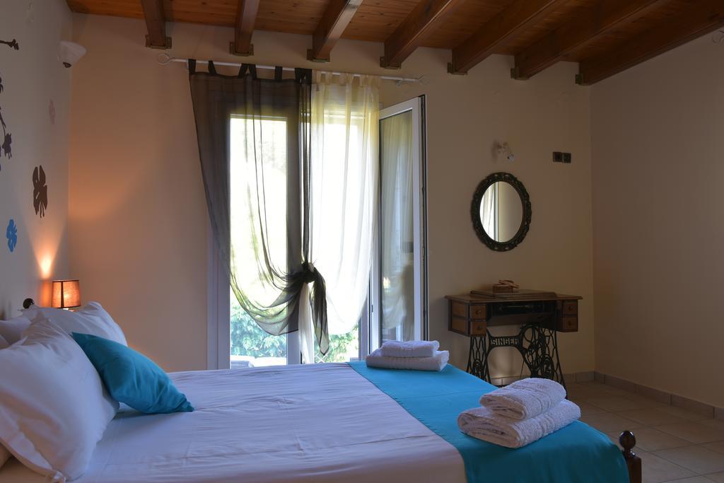 Paxos Santa Marina Villas Gáios Exterior foto